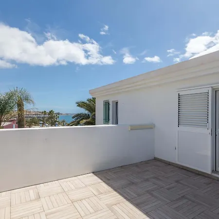 Bungalow playa Águila terraza piscina by Lightbooking Appartamento