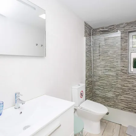 Bungalow playa Águila terraza piscina by Lightbooking Maspalomas (Gran Canaria)