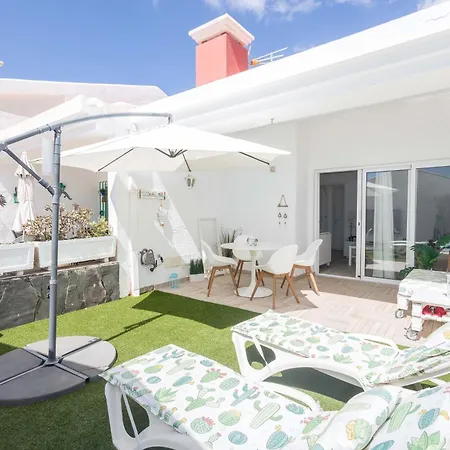 Bungalow playa Águila terraza piscina by Lightbooking Appartamento *