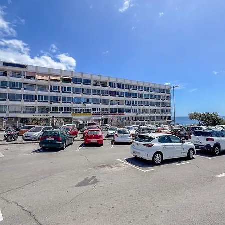 Bungalow playa Águila terraza piscina by Lightbooking