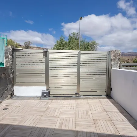 Bungalow playa Águila terraza piscina by Lightbooking Appartamento *